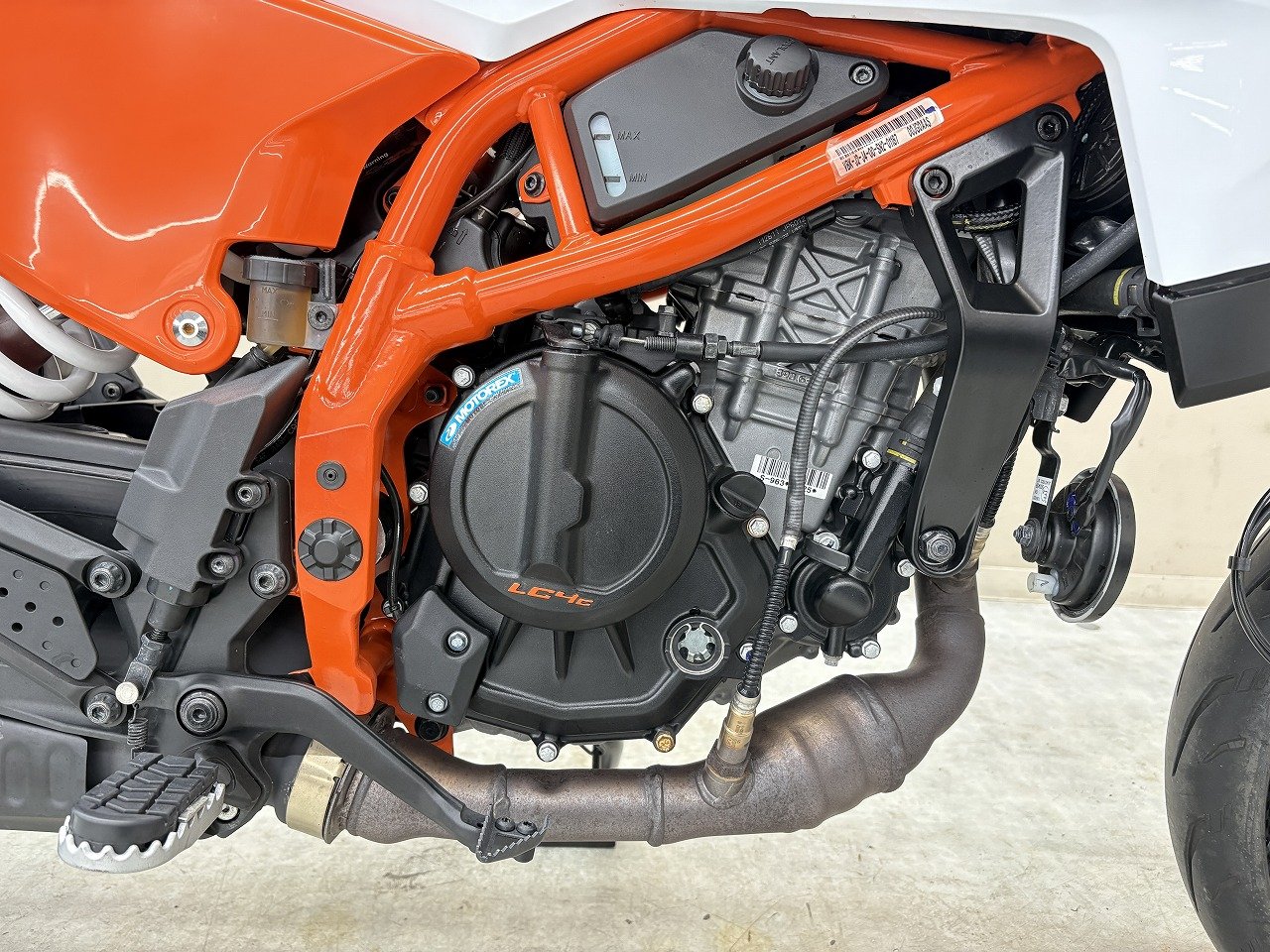 KTM 125デューク 白/オレ エンジン始動動画 自賠責保険で乗れます 半額配送キャンペーン 現状渡し諸経費￥0- 横浜 P-Yard 25409046.jpg?resize=600,450,ffffff