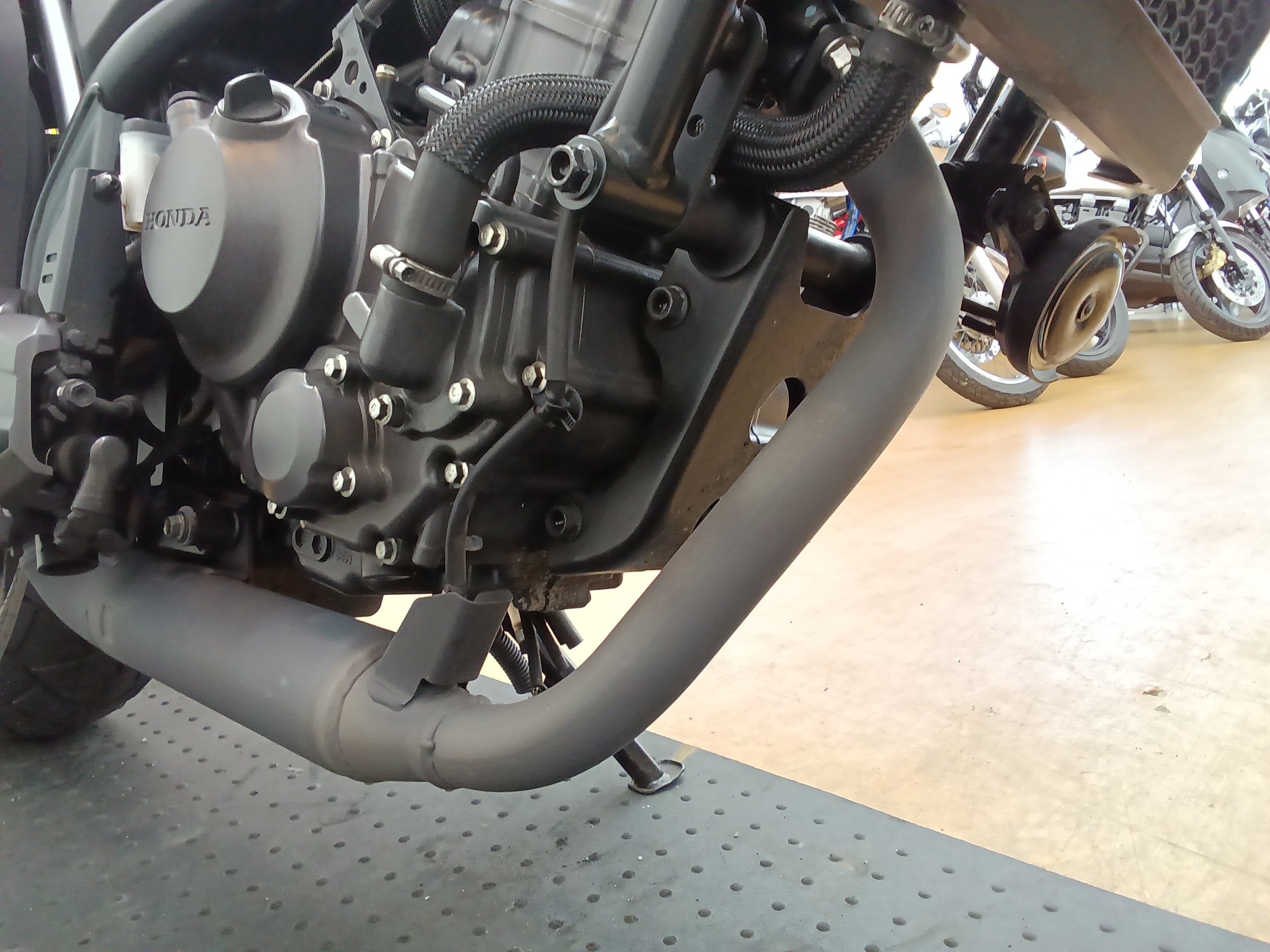 CL250純正タイヤセット 走行距離99キロ 送料無料 ホンダ CL250/500用 チューブレスタイヤ用 キャストホイールセット
