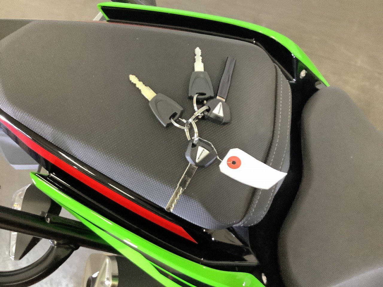 お取引中　通勤、通学、カスタムに如何ですか？        144000→134000 Ninja ZX-6R」シリーズをご紹介いたします！ [最新情報] | U-MEDIA