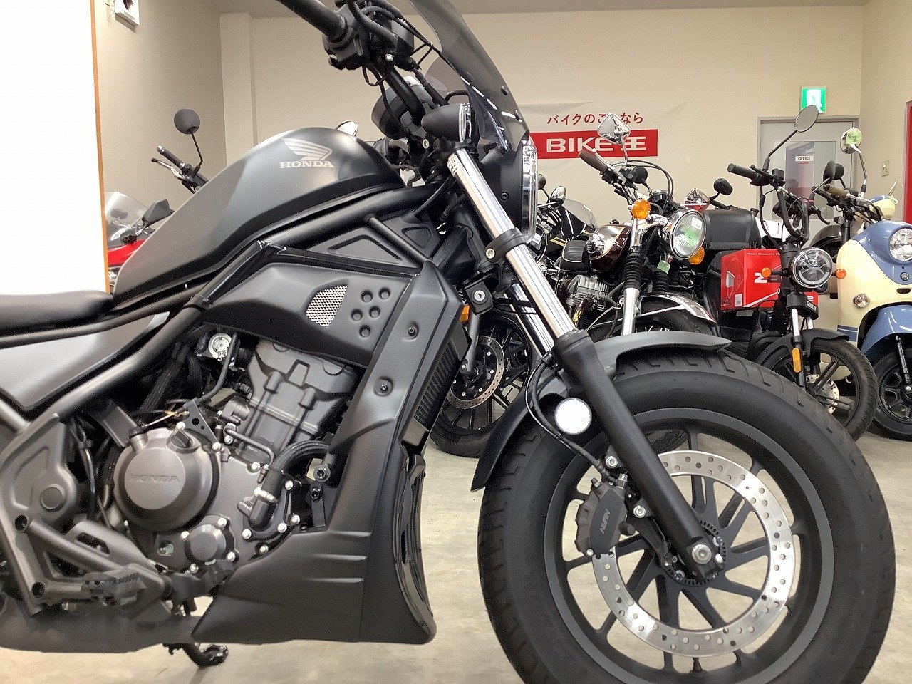HONDA レブル-3 黒 格安提供車 エンジン始動動画 半額配送キャンペーン 期間限定車体価格 現状渡し諸経費￥0- 横浜 P-Yard ホンダ初代レブル、出生の秘密「エンジンは70年代の125ccビジネス