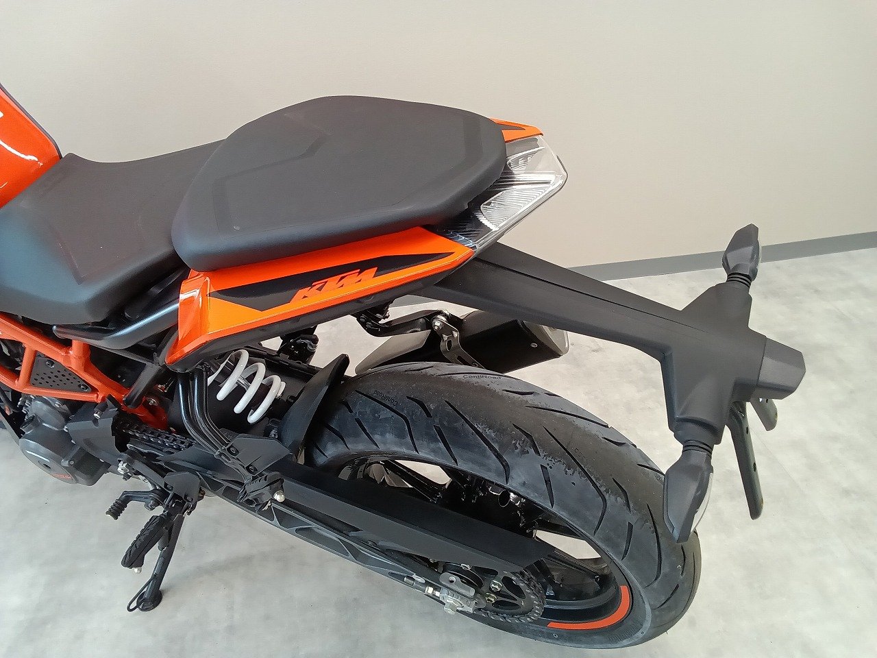ktm duke 200  APE100 ノーマル車交換希望　販売も可能 KTMの2021年モデル6機種の価格改定を発表 - バイクトピックス