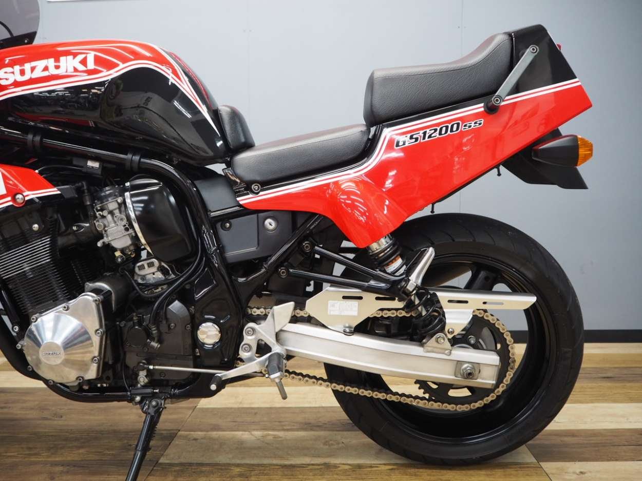 GS1200SS ヨシムラカラー 左側サイドカウル